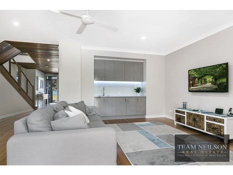 17 Orana Esplanade, Victoria Point QLD 4165