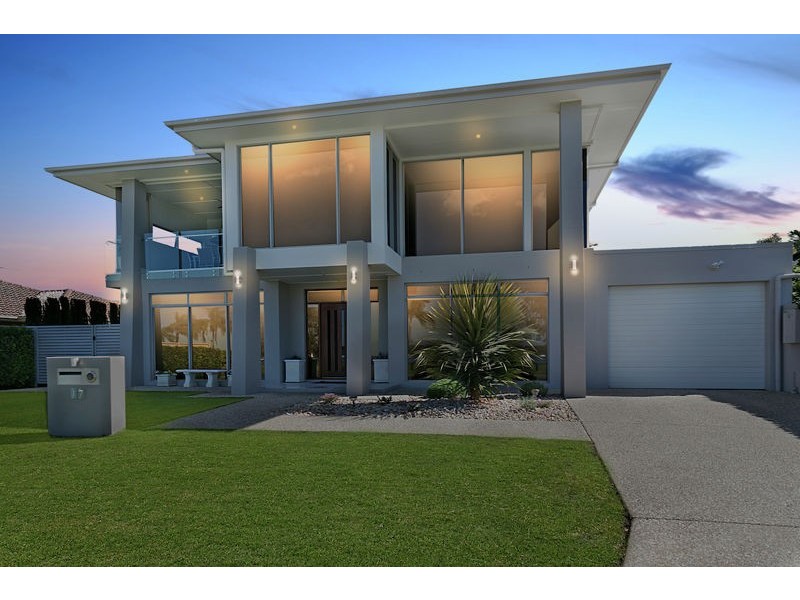 17 Orana Esplanade, Victoria Point QLD 4165