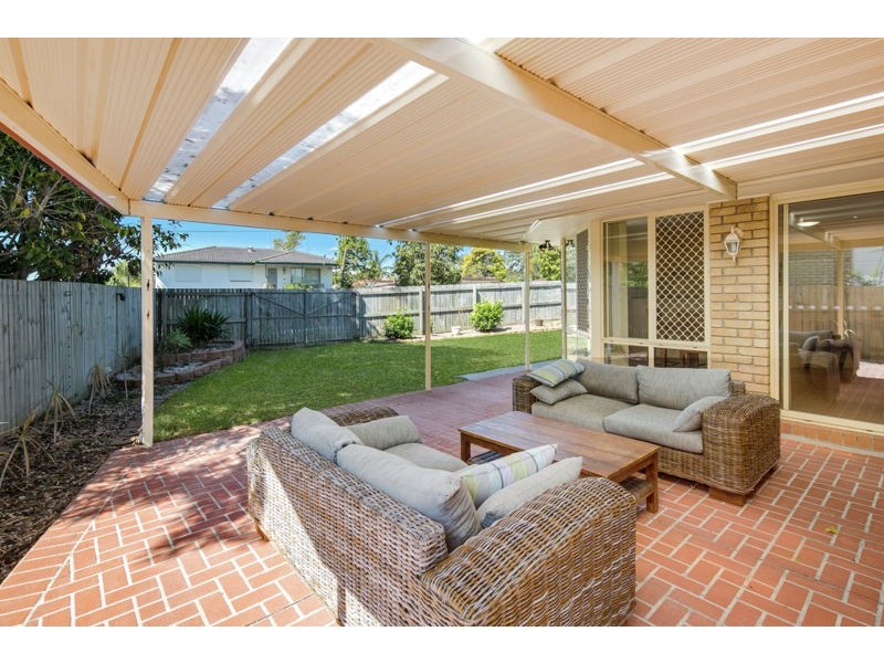 16 Windsor Street, Alexandra Hills QLD 4161