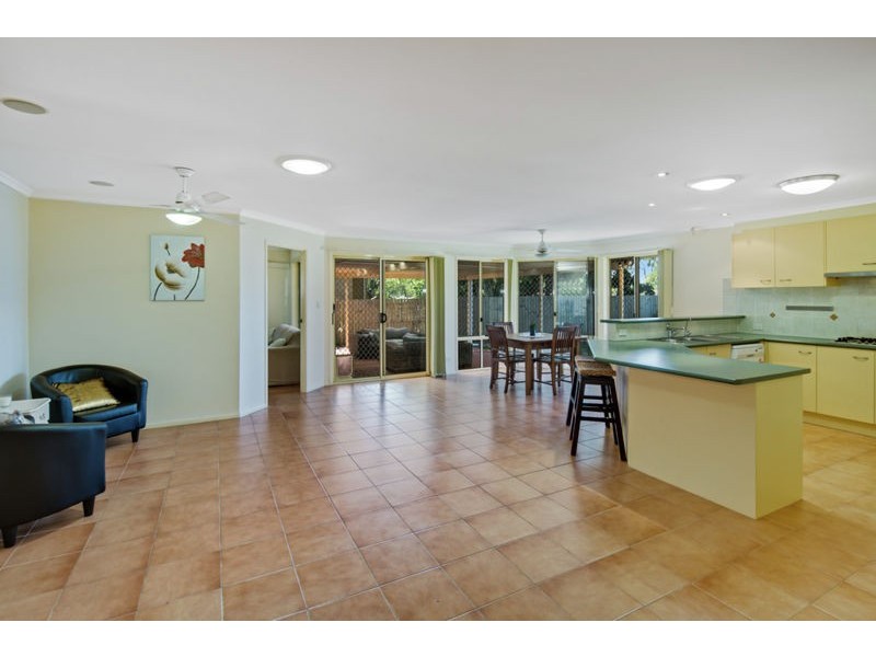 16 Windsor Street, Alexandra Hills QLD 4161