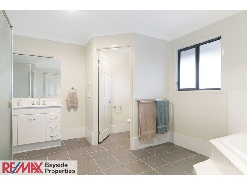 8 Constantina Close, Thornlands QLD 4164