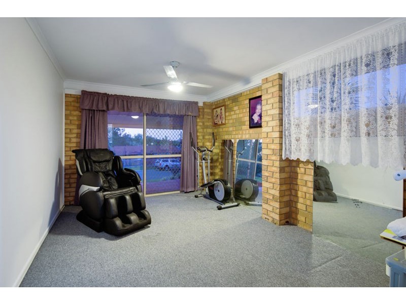 16 Maclean Court, Alexandra Hills QLD 4161