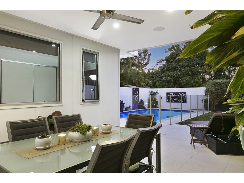 113 Torquay Road, Redland Bay QLD 4165