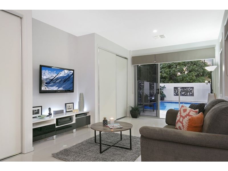 113 Torquay Road, Redland Bay QLD 4165