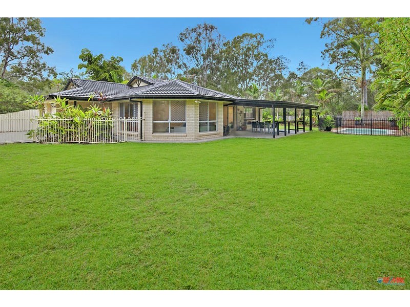 28 Tulipwood Drive, Birkdale QLD 4159