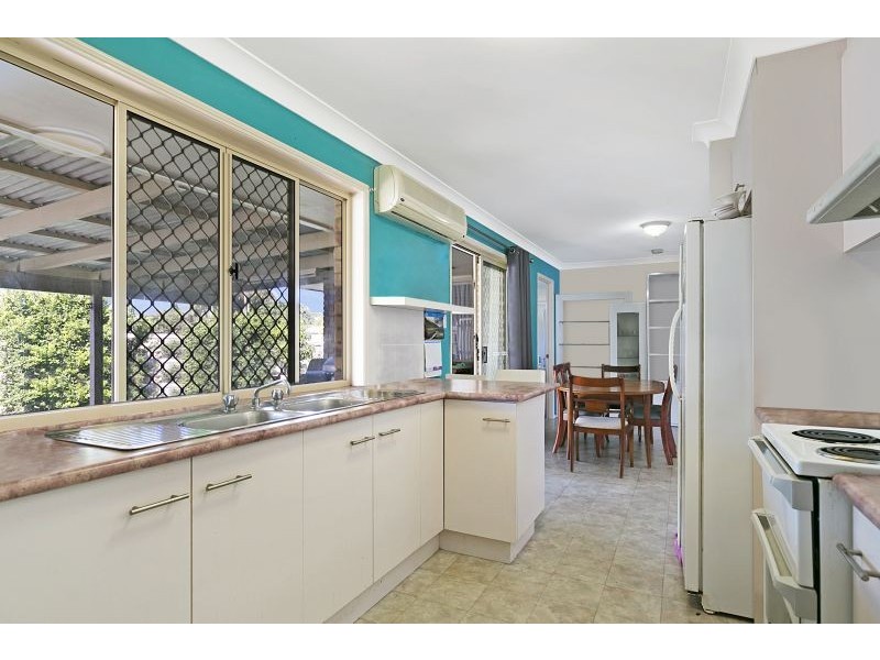 19 Babamande Street, Redland Bay QLD 4165