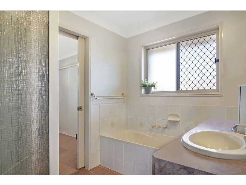 19 Babamande Street, Redland Bay QLD 4165