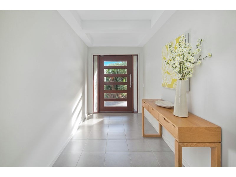 12 Clive Road, Birkdale QLD 4159