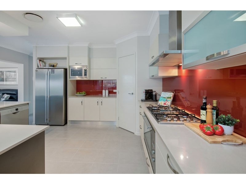 12 Clive Road, Birkdale QLD 4159