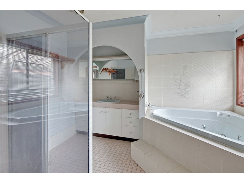 10 Redwood Court, Capalaba QLD 4157