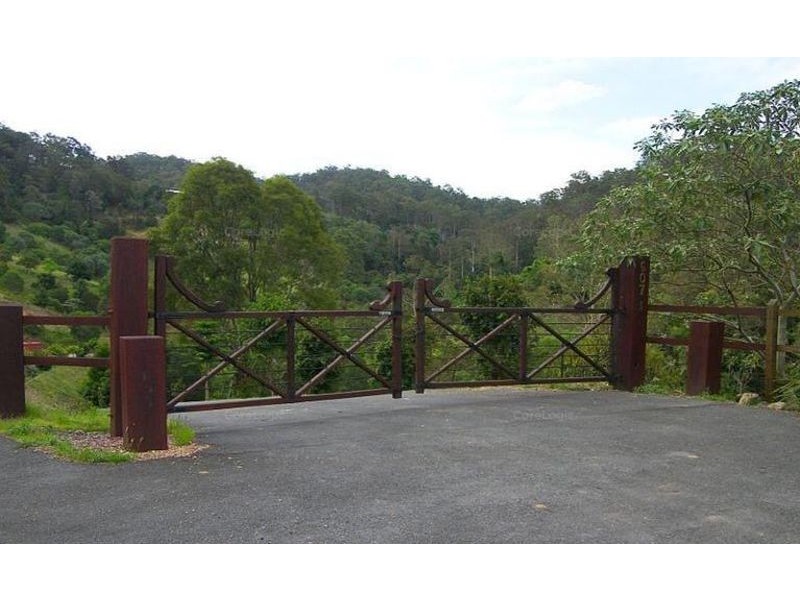 607E Upper Brookfield Road, Upper Brookfield QLD 4069