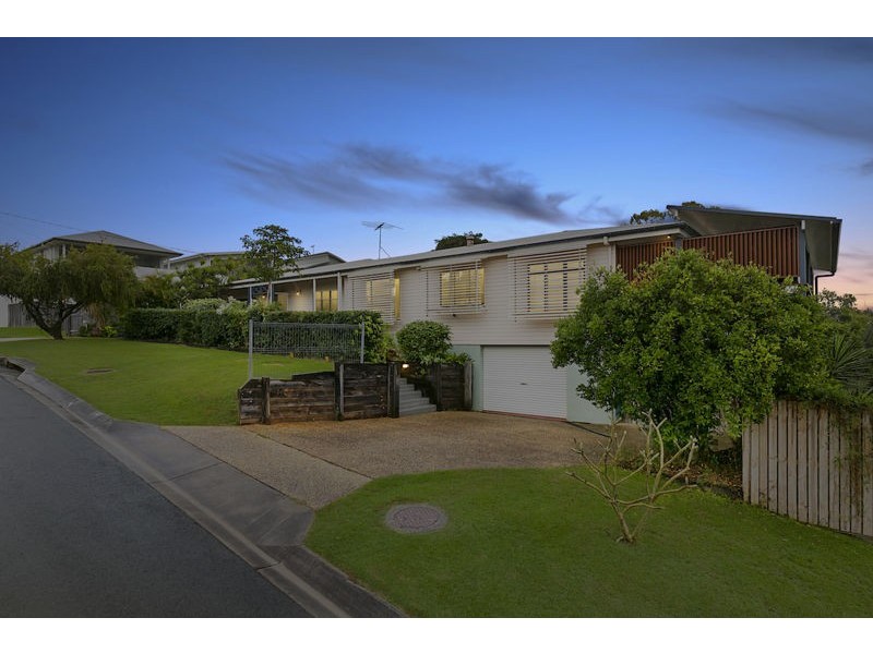 7 Apsley Street, Wellington Point QLD 4160