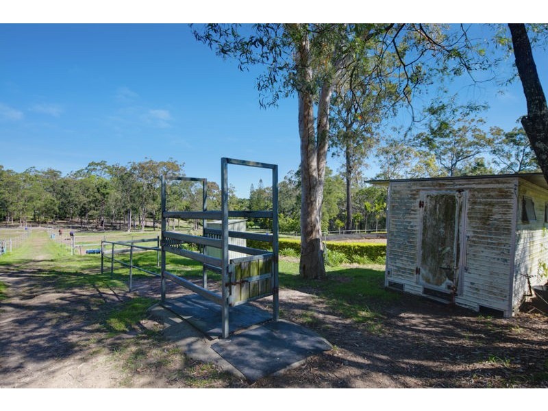 30-32 Lagoon Road, Carbrook QLD 4130
