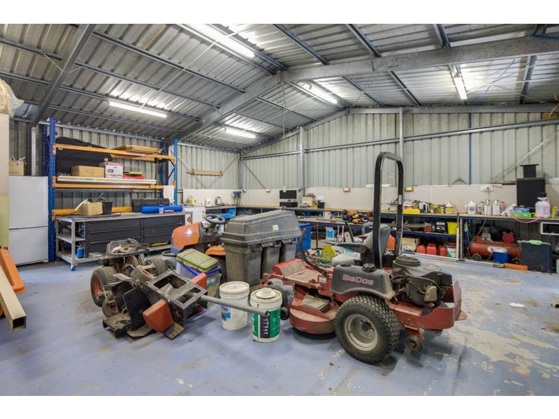 30-32 Lagoon Road, Carbrook QLD 4130