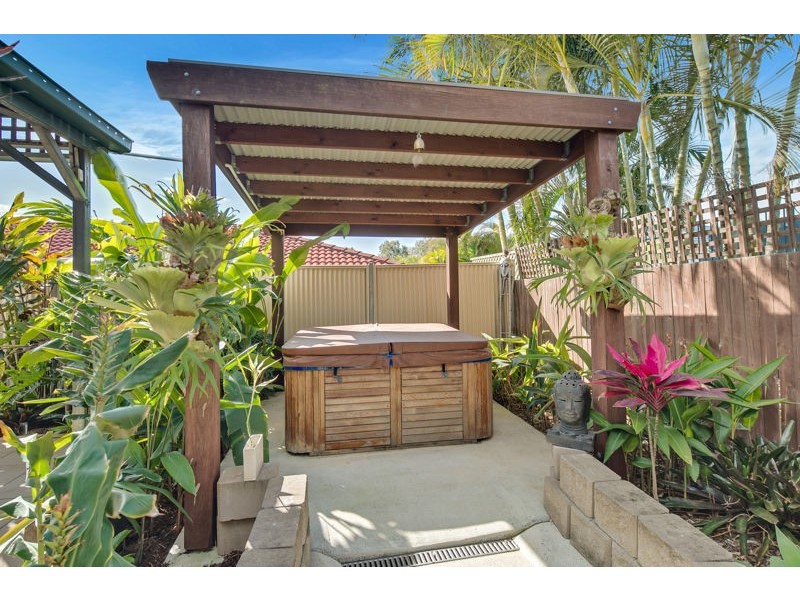 16 Walnut Court, Birkdale QLD 4159