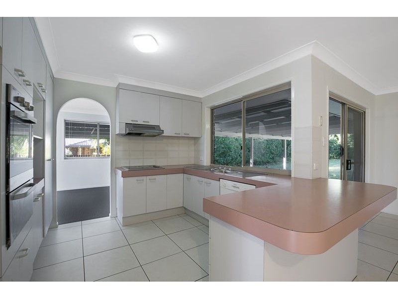 216 Mill Street, Redland Bay QLD 4165