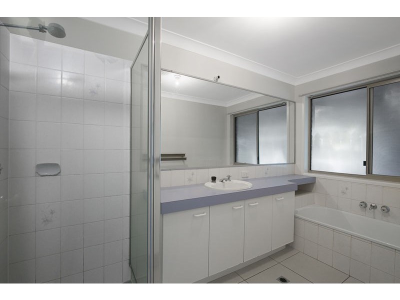 216 Mill Street, Redland Bay QLD 4165