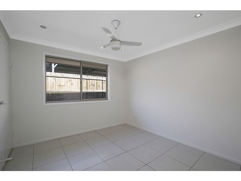 216 Mill Street, Redland Bay QLD 4165