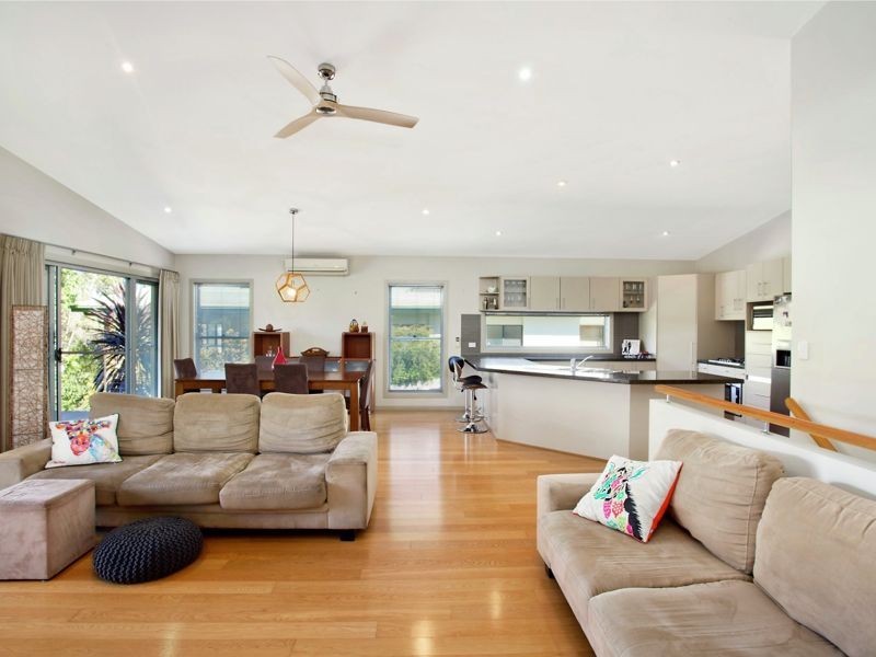 13 Explorers Way, Mount Cotton QLD 4165
