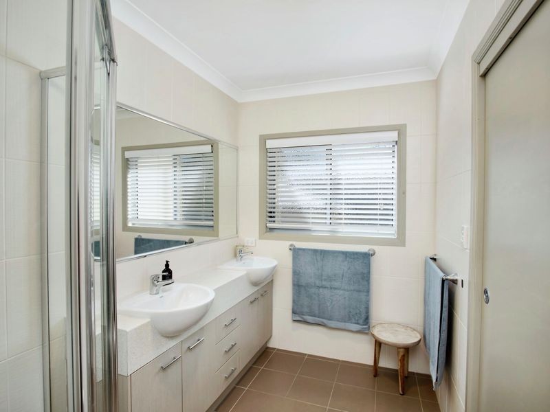 13 Explorers Way, Mount Cotton QLD 4165