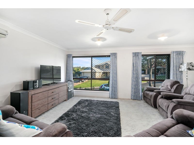 35 Chesterfield Crescent, Wellington Point QLD 4160