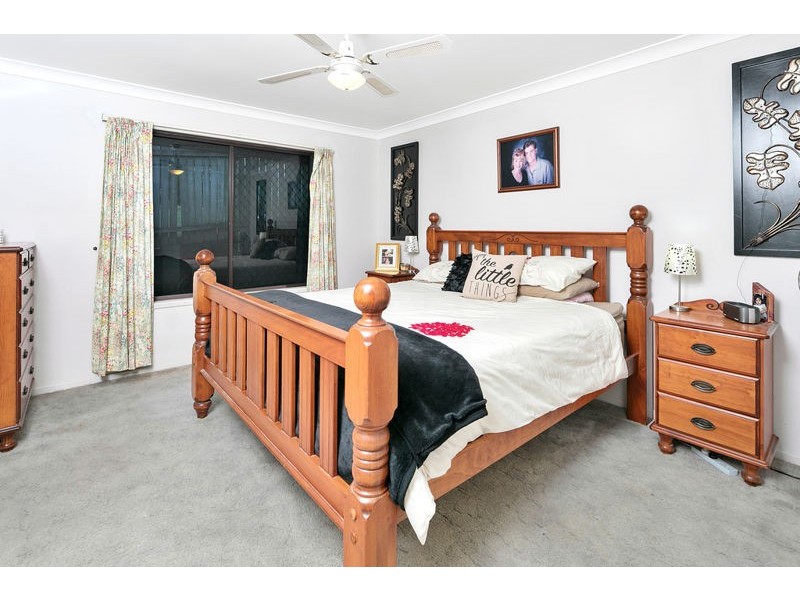 35 Chesterfield Crescent, Wellington Point QLD 4160