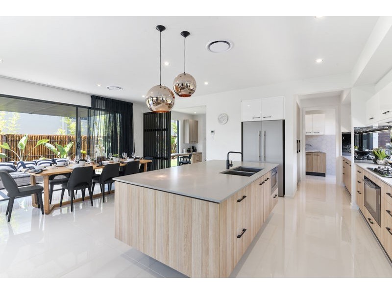 9 Seawater Street, Thornlands QLD 4164