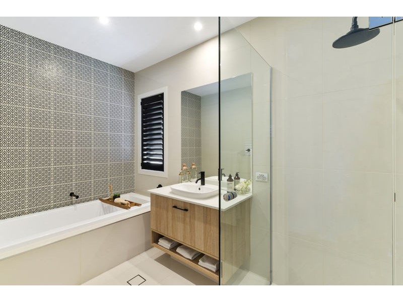 9 Seawater Street, Thornlands QLD 4164