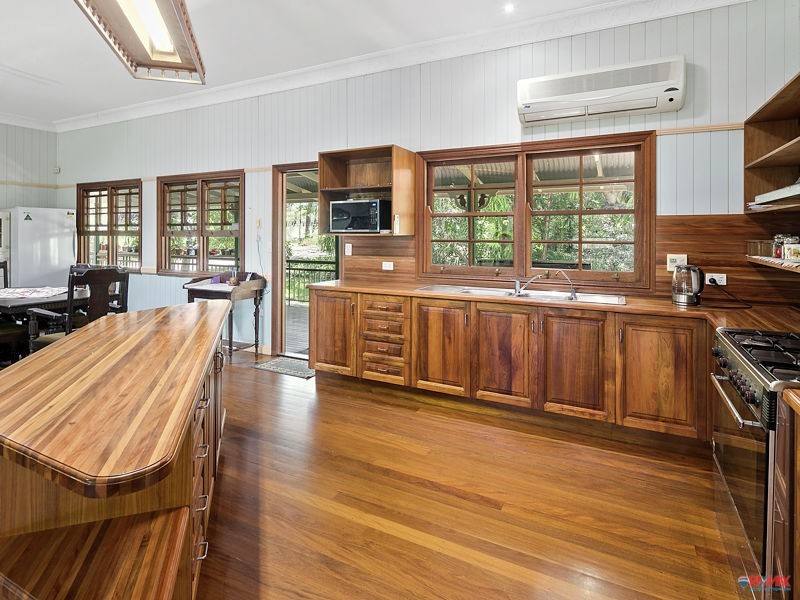 320 Woodlands Drive, Thornlands QLD 4164