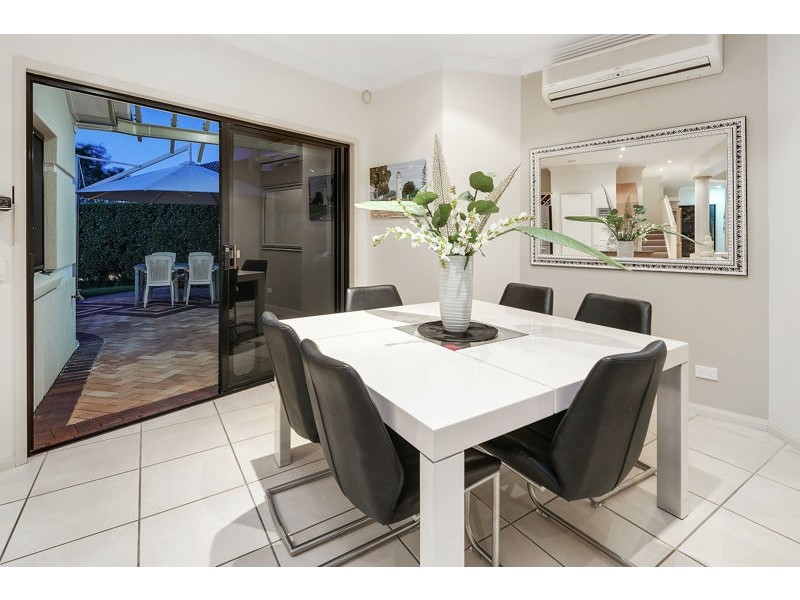 34 Piermont Place, Raby Bay QLD 4163