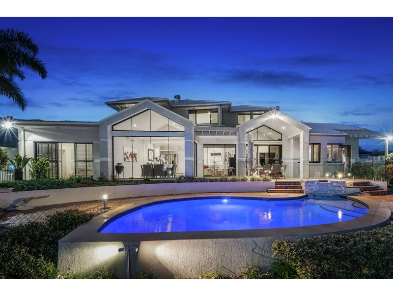 34 Piermont Place, Raby Bay QLD 4163