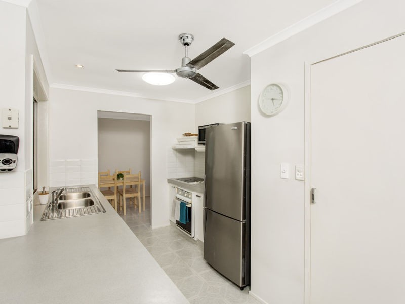 21 Terrier Court, Redland Bay QLD 4165