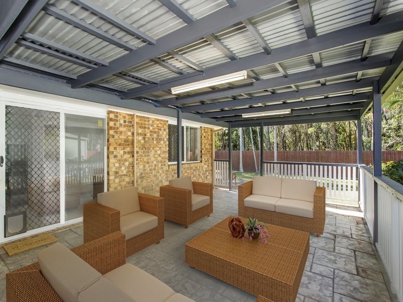 21 Terrier Court, Redland Bay QLD 4165