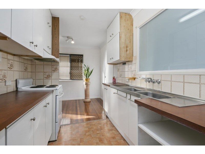 18 Rossinton, Birkdale QLD 4159