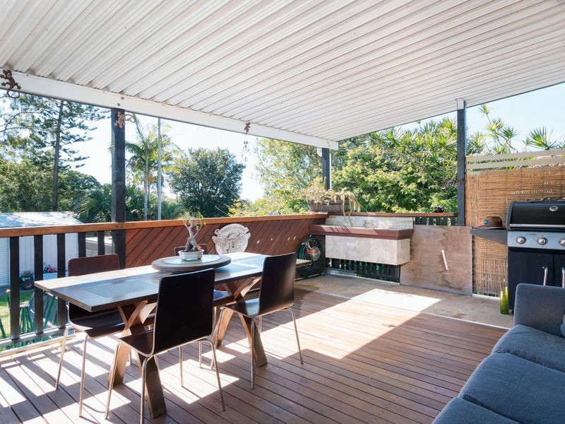 706 Old Cleveland Rd East, Wellington Point QLD 4160