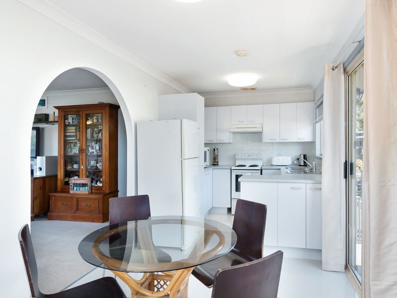 706 Old Cleveland Rd East, Wellington Point QLD 4160