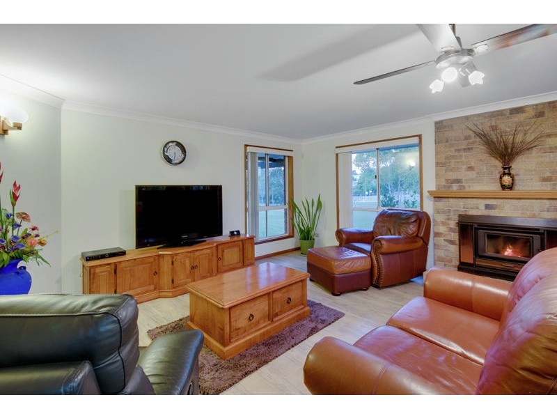 21 Tipuana Drive, Capalaba QLD 4157