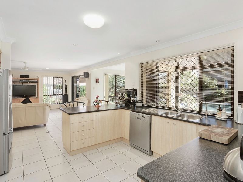 14 Mearl Court, Cleveland QLD 4163