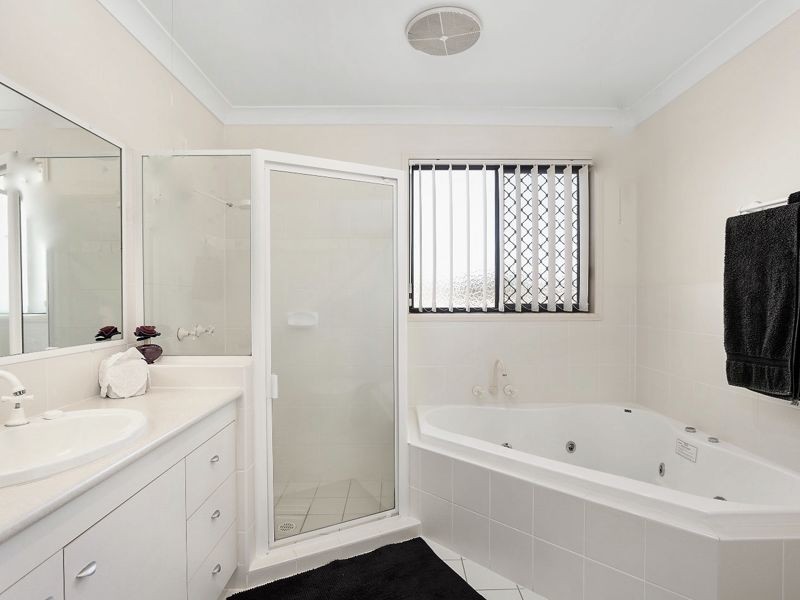 14 Mearl Court, Cleveland QLD 4163