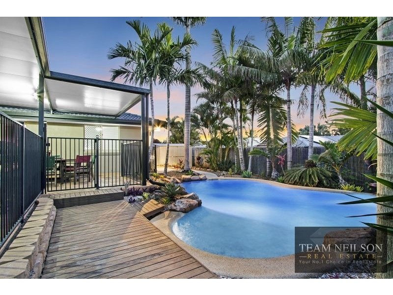 4 Montrose Place, Redland Bay QLD 4165