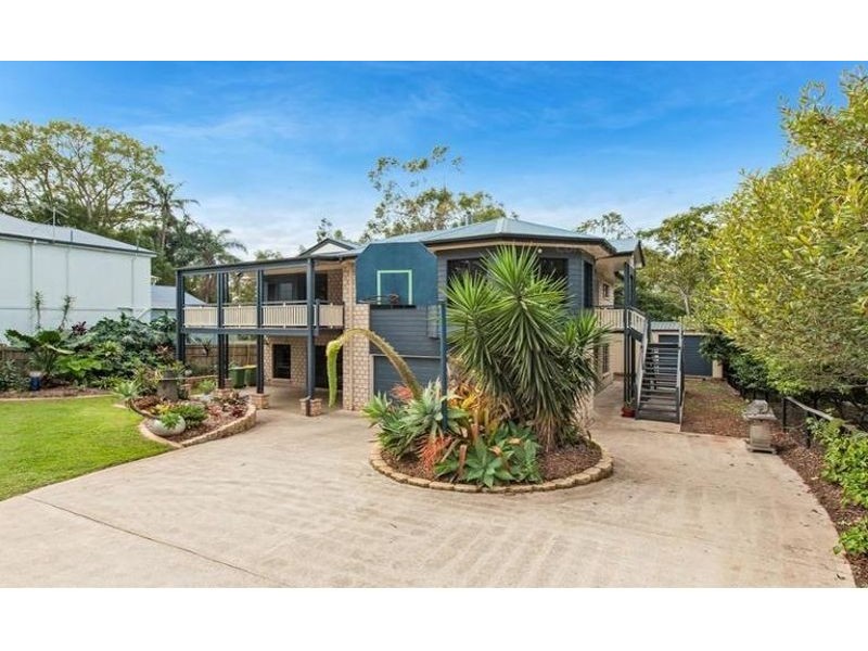 24 Buckland Street, Wellington Point QLD 4160