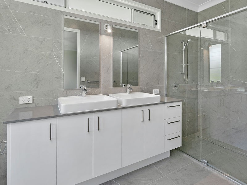 100 Sturgeon Street, Ormiston QLD 4160