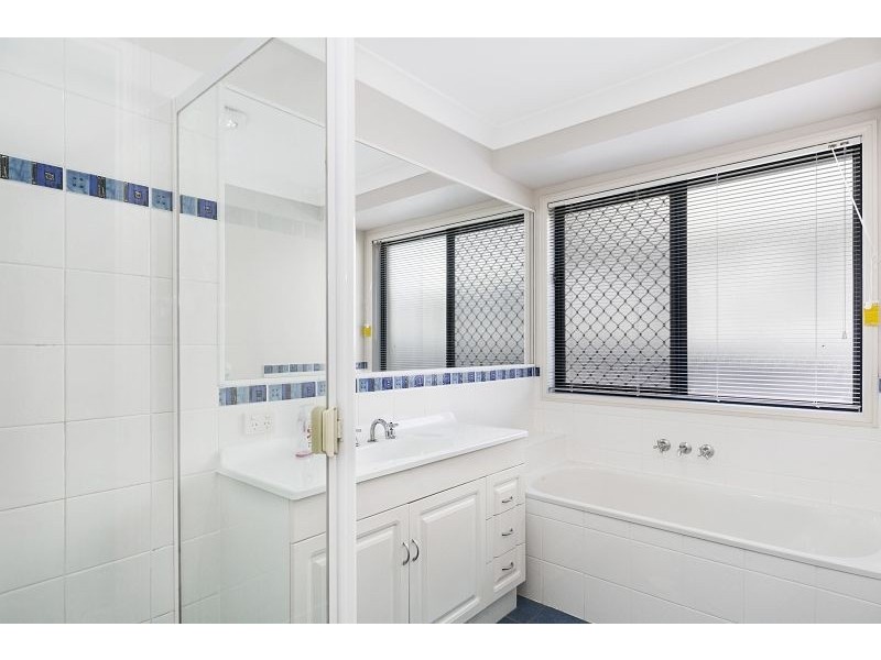 9 Truscot Place, Thornlands QLD 4164