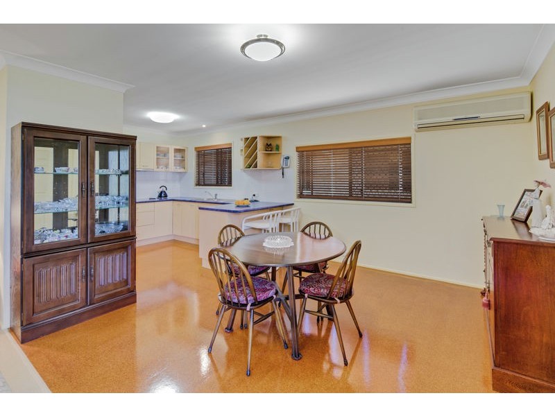 18 Russell Street, Cleveland QLD 4163