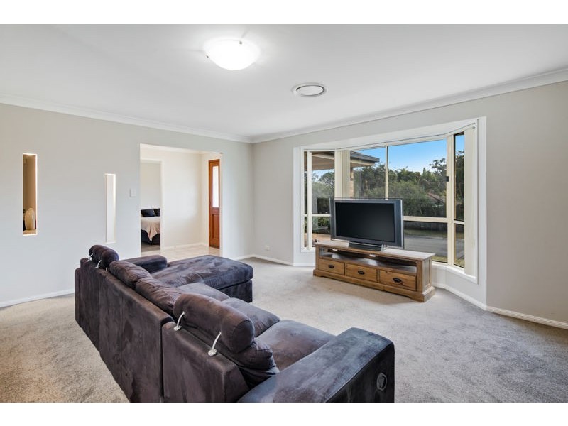 2 Harrogate Terrace, Birkdale QLD 4159