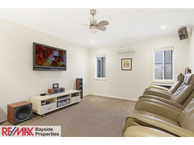 2 Bellevista Crescent, Wellington Point QLD 4160