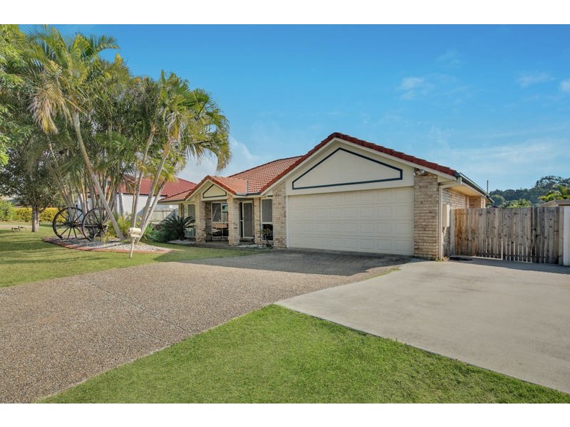 10 Almond Avenue, Birkdale QLD 4159