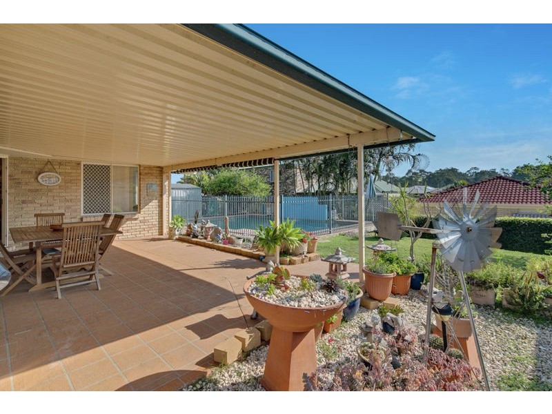 10 Almond Avenue, Birkdale QLD 4159