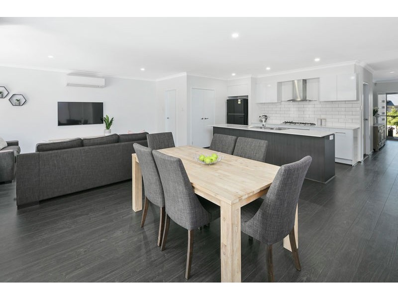 50 Capella Drive, Redland Bay QLD 4165