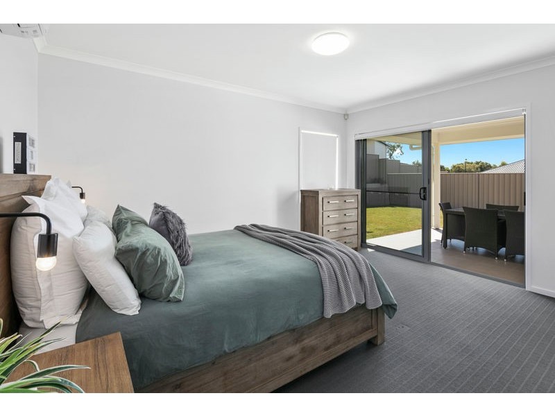 50 Capella Drive, Redland Bay QLD 4165